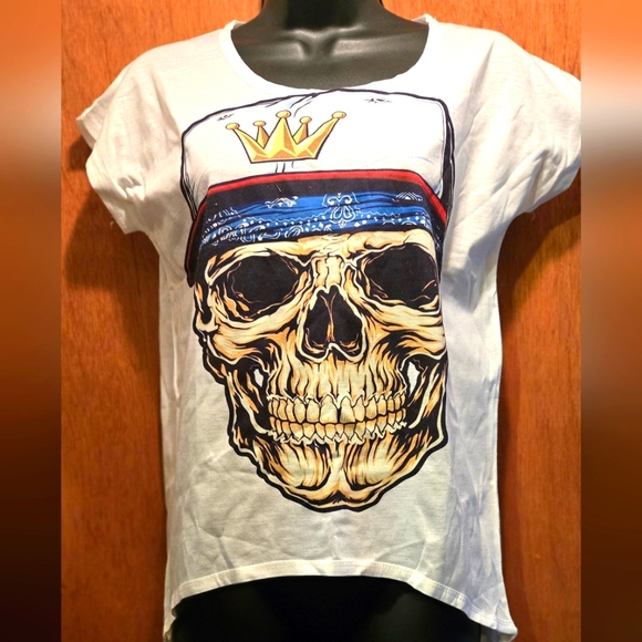 Mittelmeer Tops - Mittelmeer skull graphic white t-shirt capped sleeves high/low hemline szF